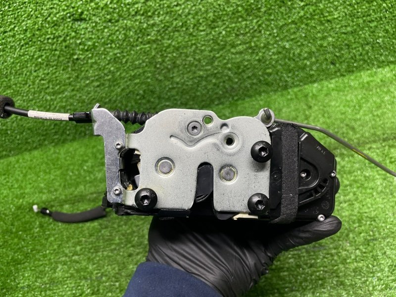 Замок двери передней левой, 7000 рублей, Москва