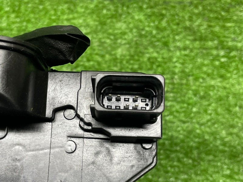 Замок двери передней левой, 7000 рублей, Москва