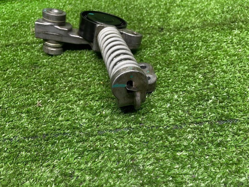 Ролик-натяжитель, 2000 рублей, Москва