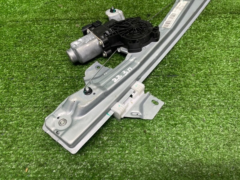 Стеклоподъемник задний, 3500 рублей, Москва