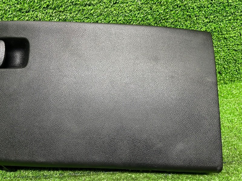 Бардачок, 1000 рублей, Москва