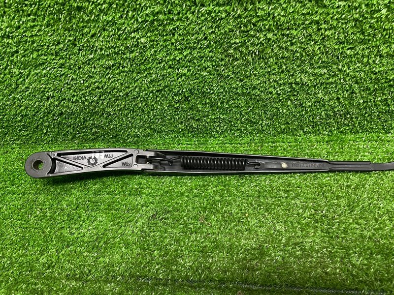 Поводок стеклоочистителя передний, 2000 рублей, Москва