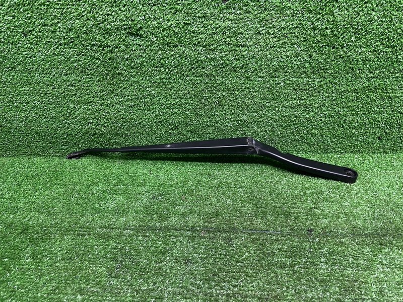 Поводок стеклоочистителя передний, 3000 рублей, Москва