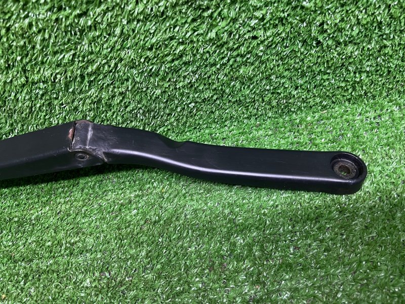 Поводок стеклоочистителя передний, 3000 рублей, Москва