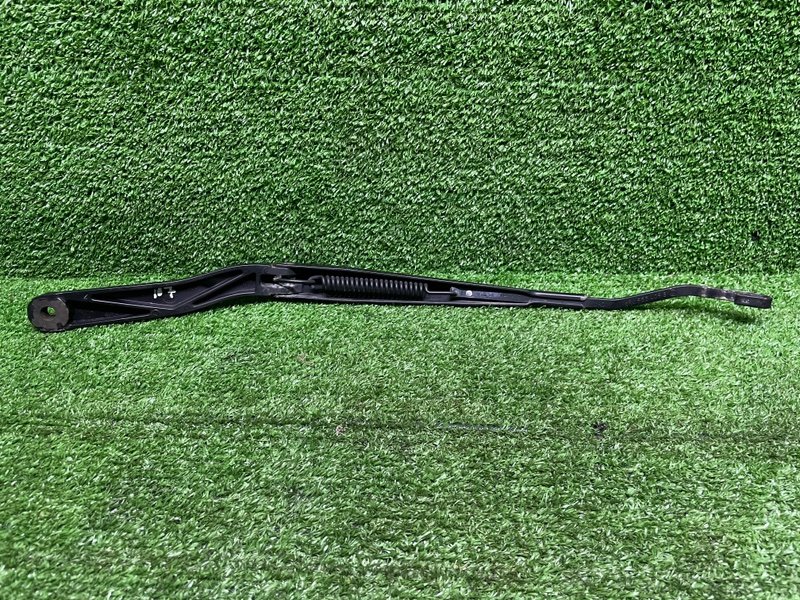 Поводок стеклоочистителя передний, 3000 рублей, Москва