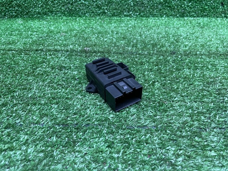 Блок электронный, 1000 рублей, Москва