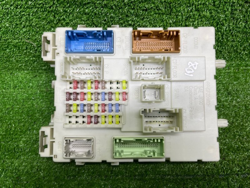 Блок предохранителей салонный, 22000 рублей, Москва