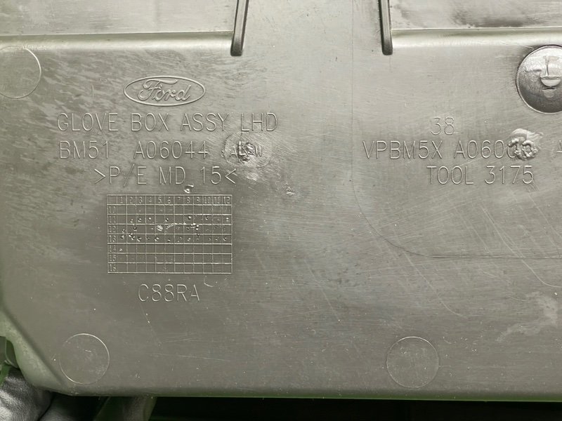 Бардачок, 1000 рублей, Москва