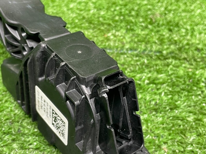 Педаль газа, 1500 рублей, Москва