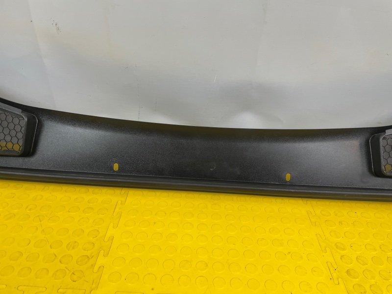 Планка под лобовое стекло, 1000 рублей, Москва