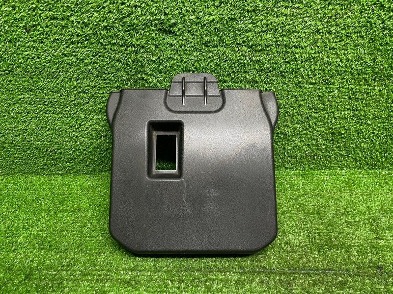 Крышка аккумулятора, 1000 рублей, Москва