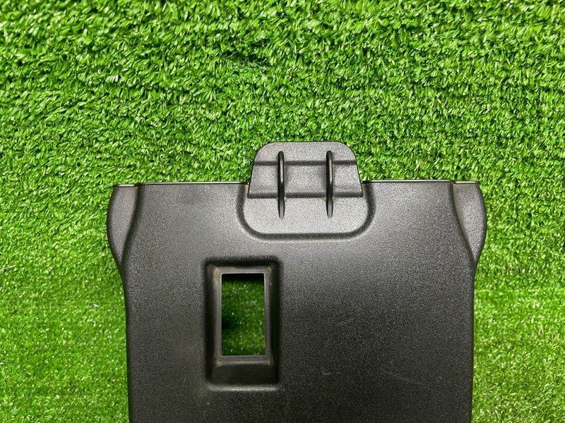 Крышка аккумулятора, 1000 рублей, Москва