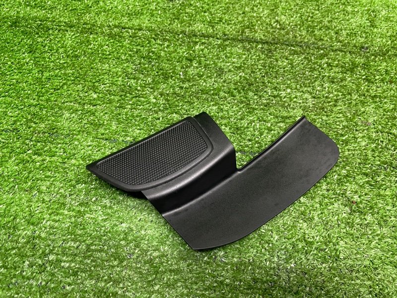 Крышка зеркала, 500 рублей, Москва