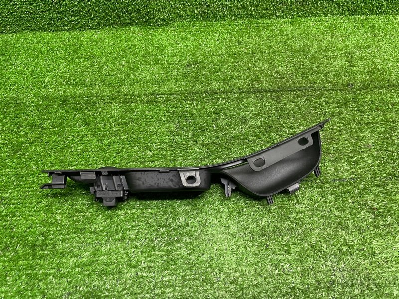 Кнопка стеклоподъемника, 1000 рублей, Москва