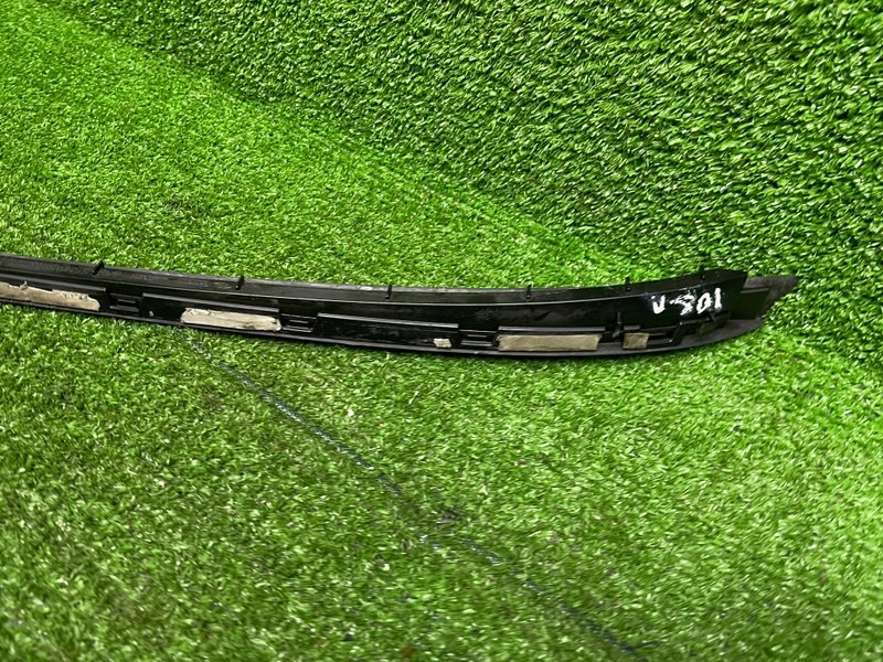 Молдинг лобового стекла, 2500 рублей, Москва