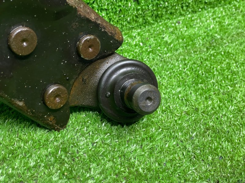 Рычаг передний правый, 2500 рублей, Москва