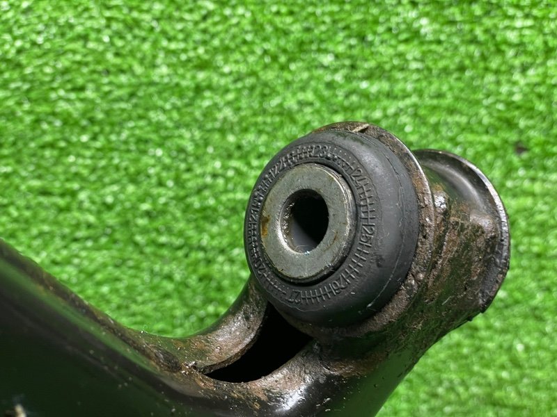 Рычаг передний правый, 2500 рублей, Москва