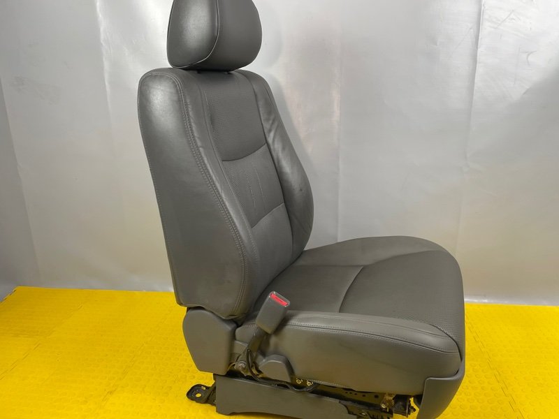 Сиденье переднее левое, 48000 рублей, Москва