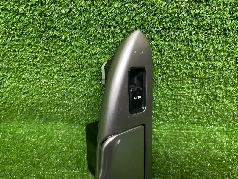 Кнопка стеклоподъемника, 2500 рублей, Москва