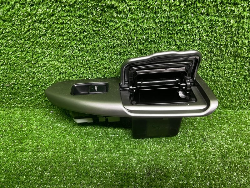 Кнопка стеклоподъемника, 2500 рублей, Москва