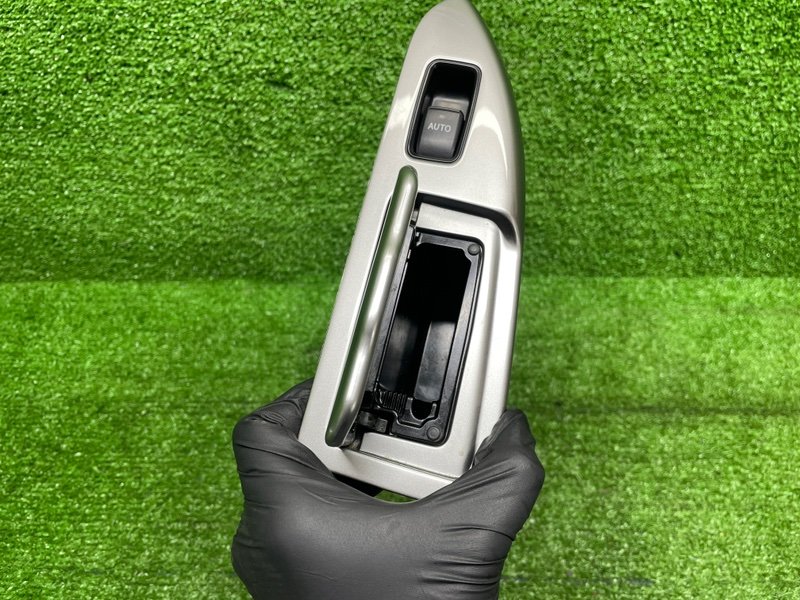 Кнопка стеклоподъемника, 2500 рублей, Москва