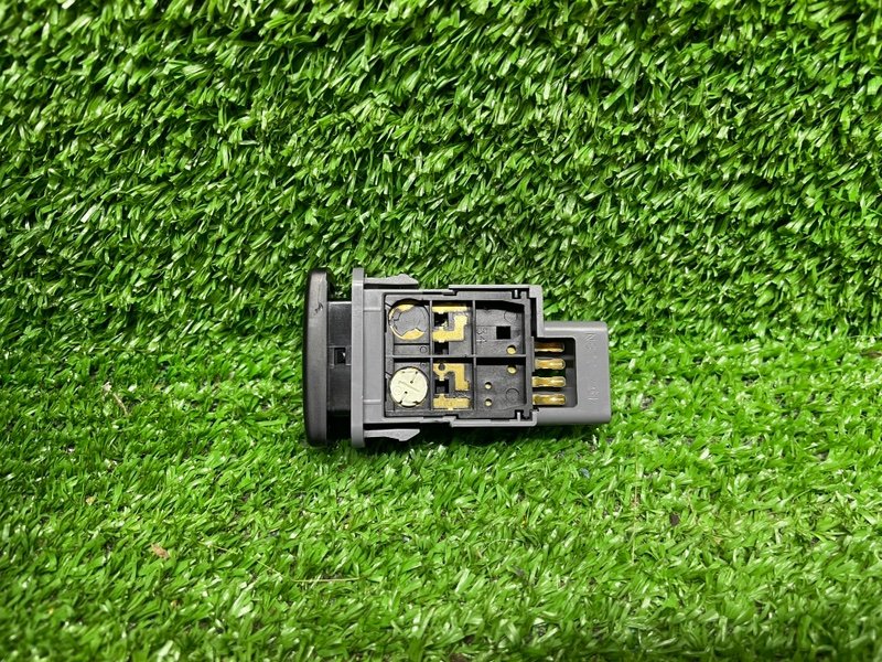 Кнопка, 1000 рублей, Москва