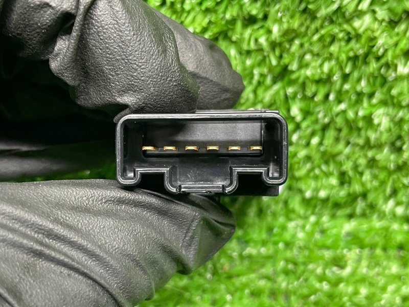 Кнопка обогрева сидений, 2500 рублей, Москва