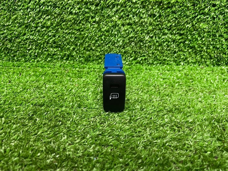 Кнопка, 2000 рублей, Москва