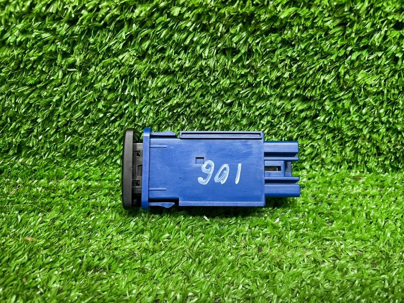 Кнопка, 2000 рублей, Москва