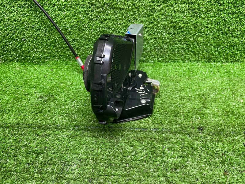 Замок двери передней правой, 3500 рублей, Москва