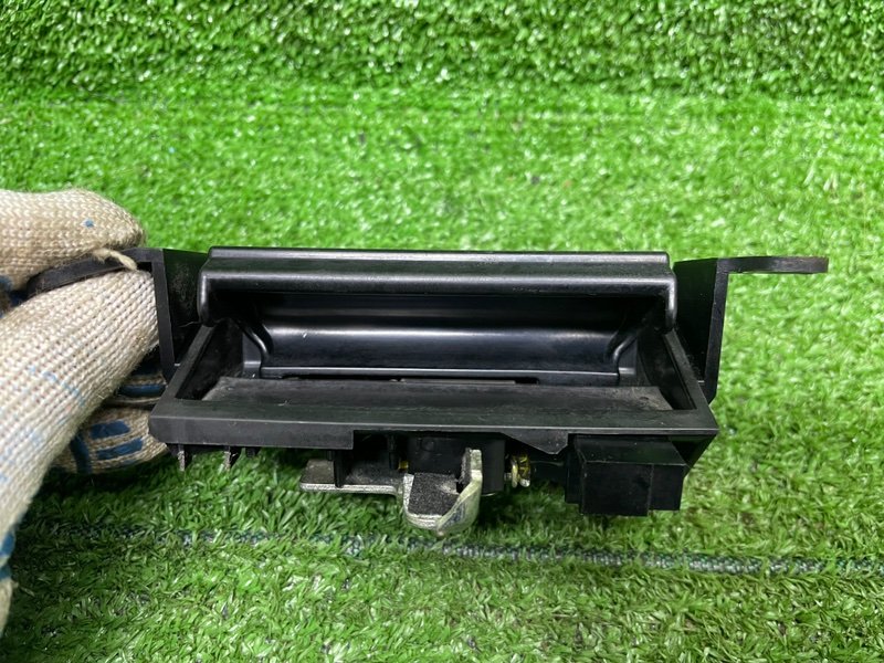 Ручка открывания багажника, 6000 рублей, Москва