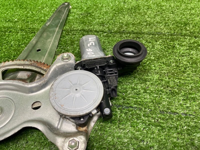 Стеклоподъемник задний, 2500 рублей, Москва