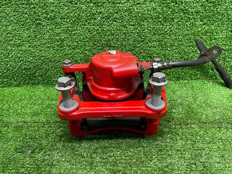 Суппорт тормозной передний правый, 10000 рублей, Москва