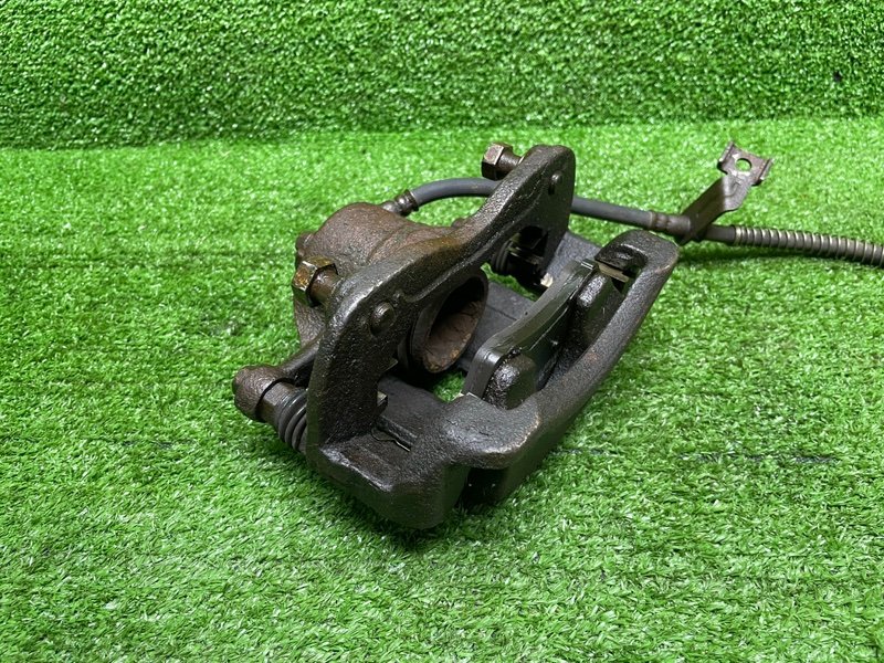 Суппорт тормозной передний правый, 2500 рублей, Москва