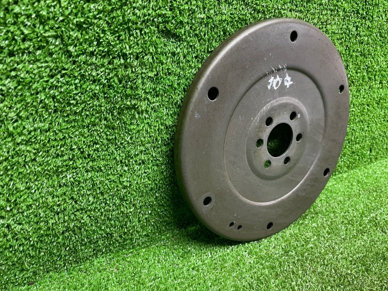 Маховик, 1000 рублей, Москва