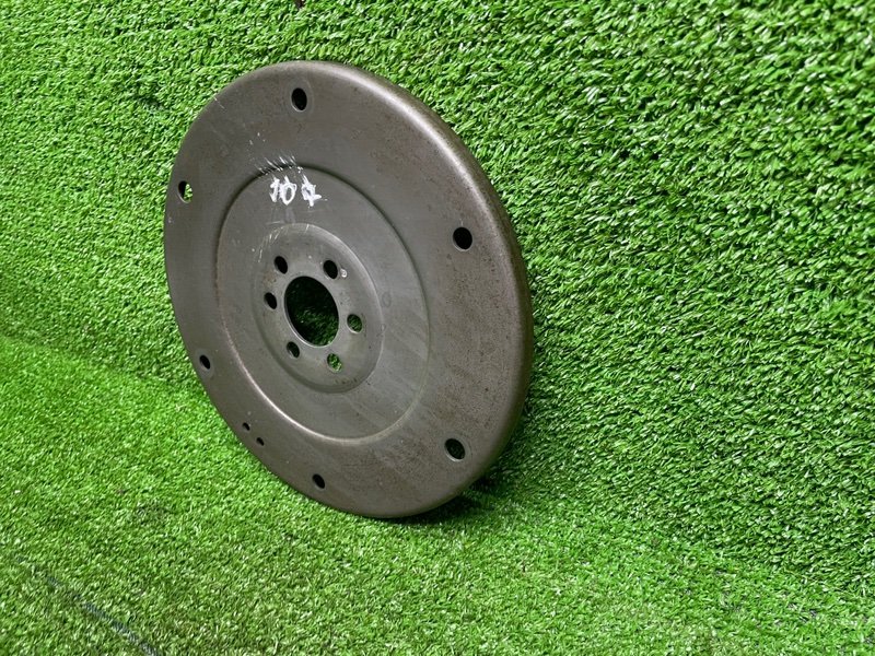 Маховик, 1000 рублей, Москва