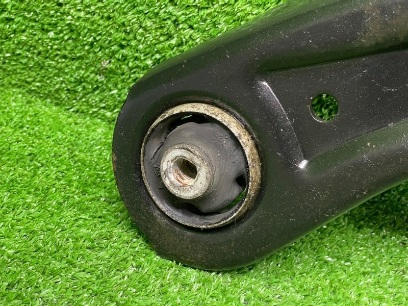 Рычаг передний правый, 1000 рублей, Москва