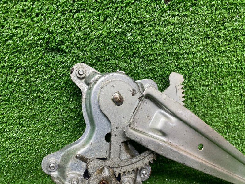 Стеклоподъемник задний, 2500 рублей, Москва