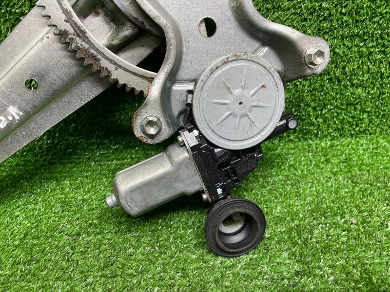 Стеклоподъемник задний, 2500 рублей, Москва