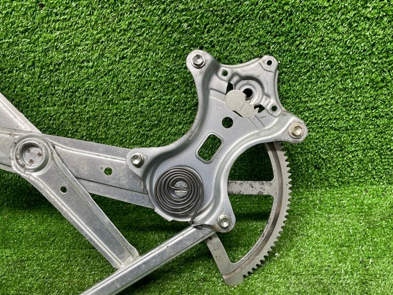 Стеклоподъемник передний, 2000 рублей, Москва