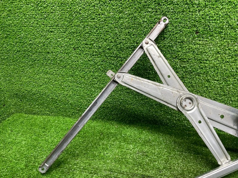 Стеклоподъемник передний, 2000 рублей, Москва