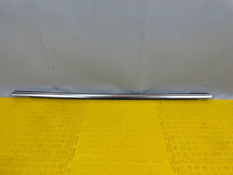 Молдинг стекла, 1000 рублей, Москва