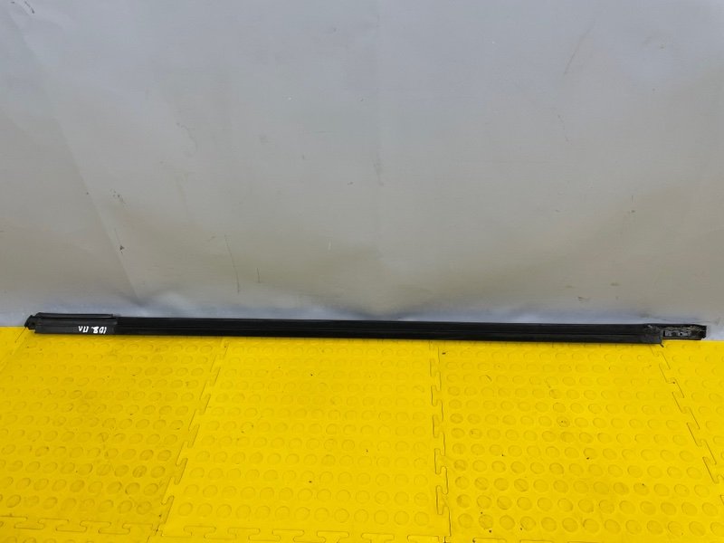 Молдинг стекла, 1000 рублей, Москва