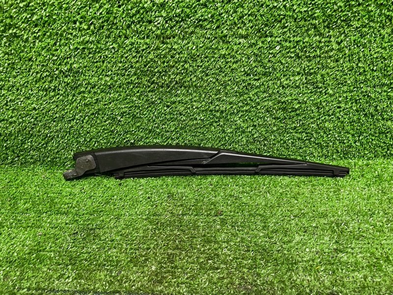 Поводок стеклоочистителя задний, 1500 рублей, Москва