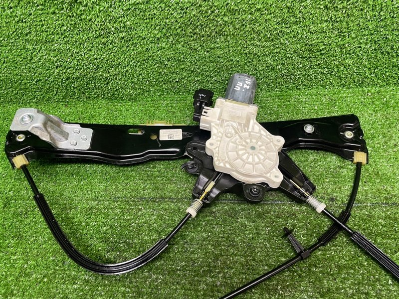 Стеклоподъемник передний, 3050 рублей, Москва