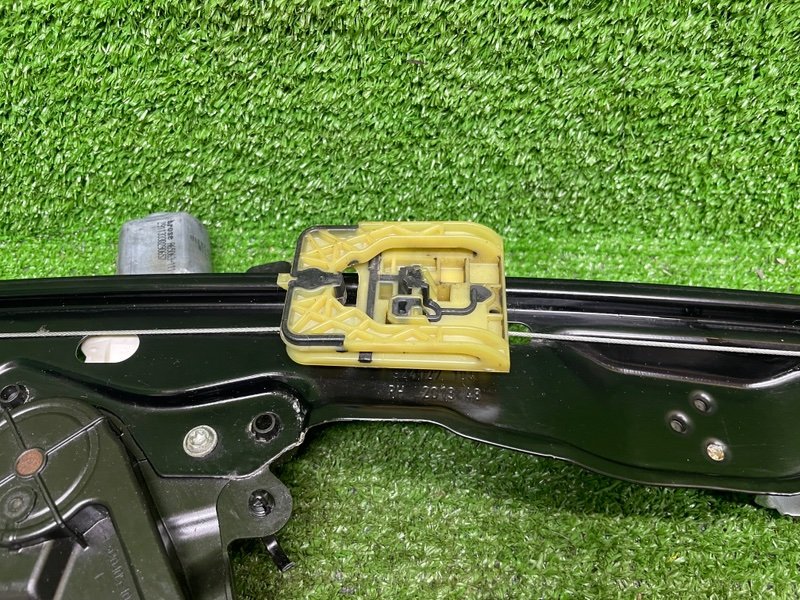 Стеклоподъемник передний, 3050 рублей, Москва