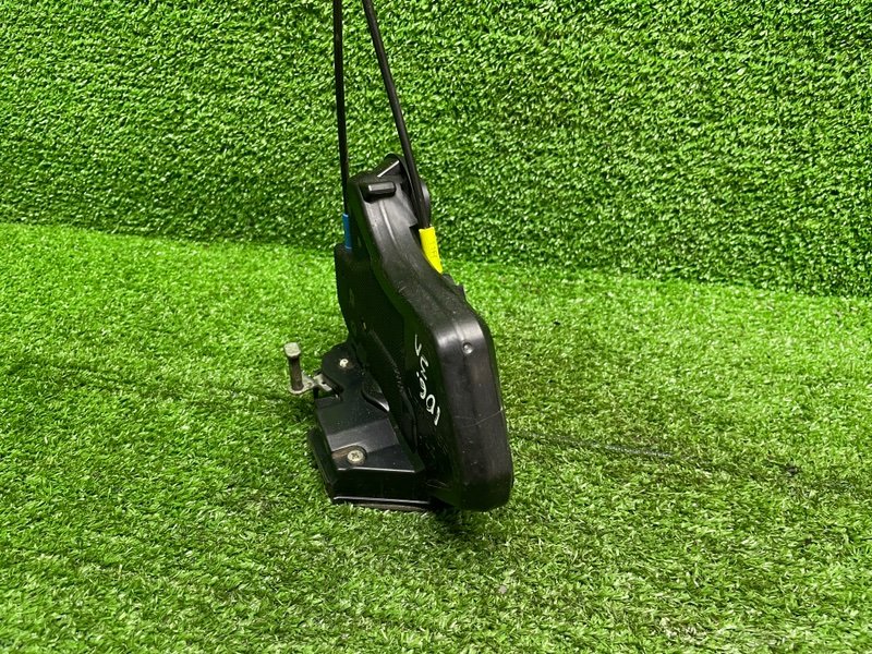 Замок двери задней левой, 3000 рублей, Москва