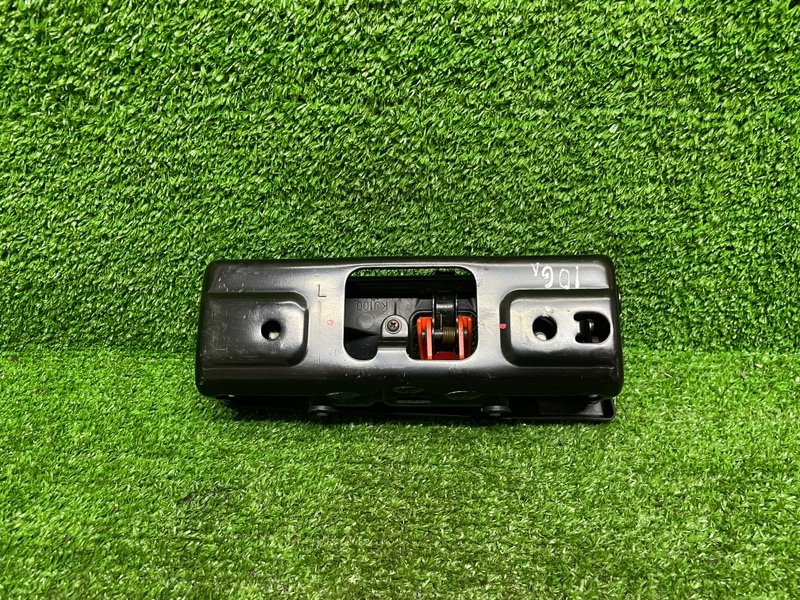 Замок спинки сиденья, 1000 рублей, Москва