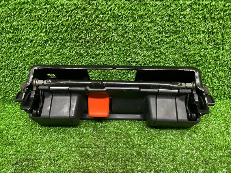 Замок спинки сиденья, 1000 рублей, Москва