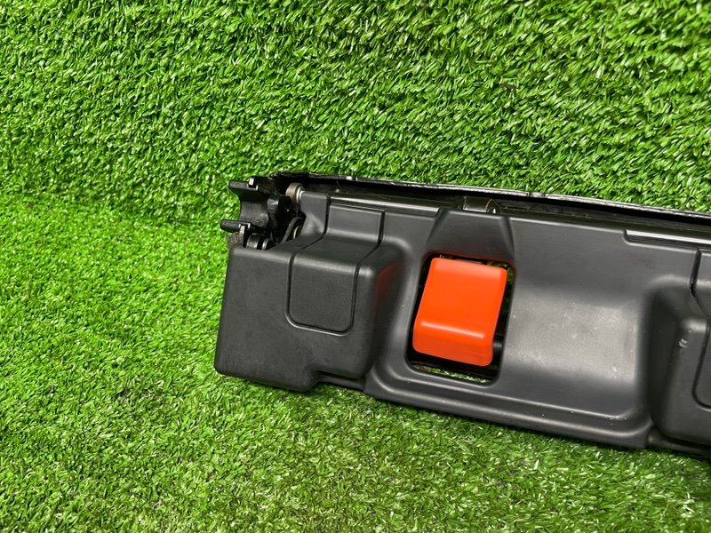 Замок спинки сиденья, 1000 рублей, Москва